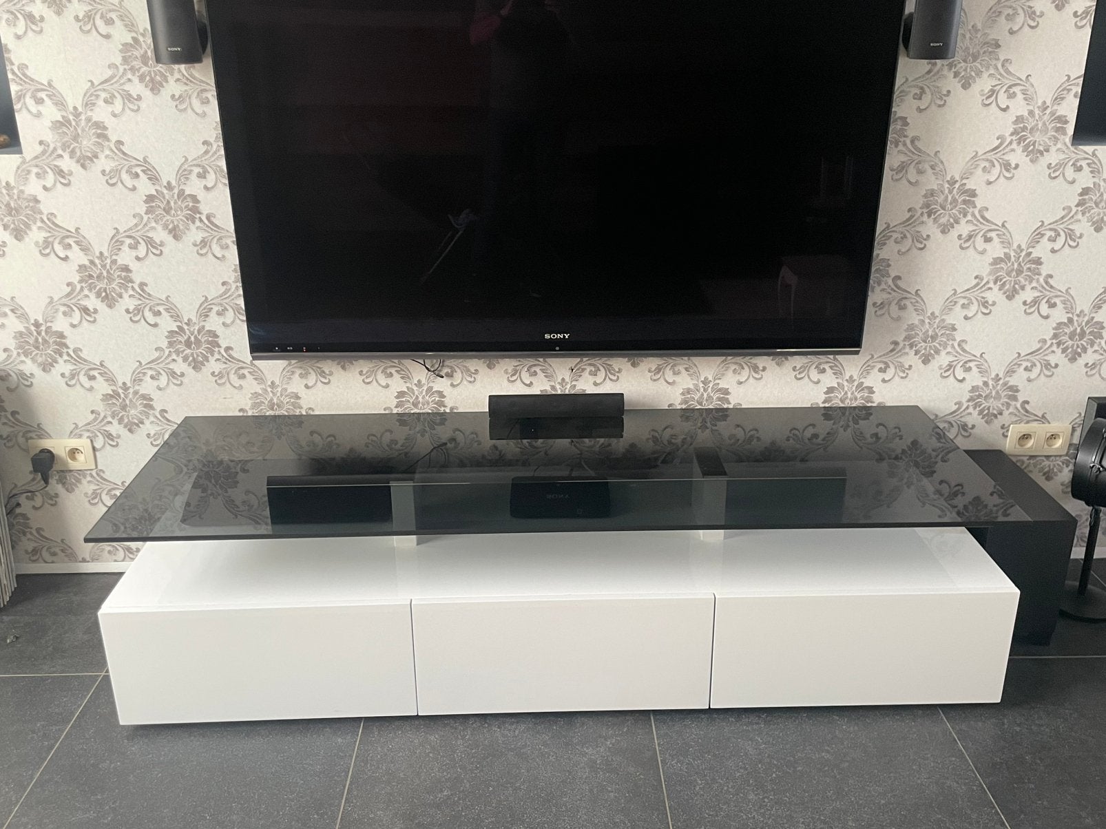Tv meubel met lades en glazen blad, Enlèvement, Comme neuf
