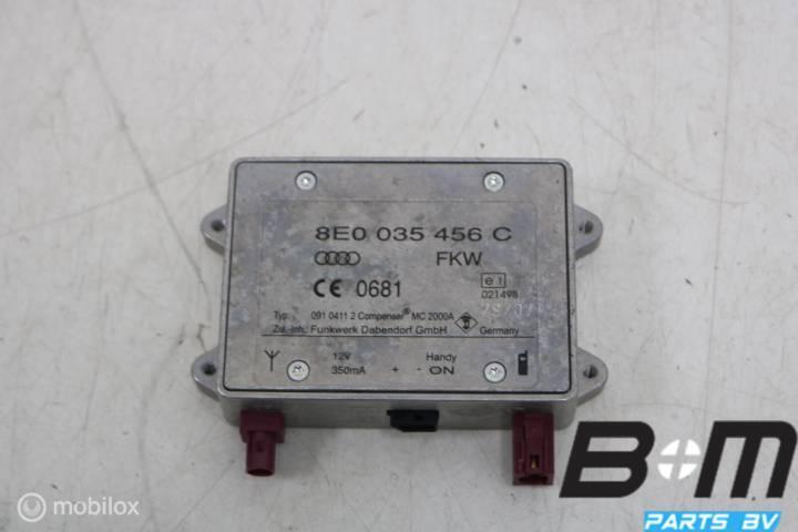 Antenneversterker Audi A3 8P 8E0035456C, Utilisé
