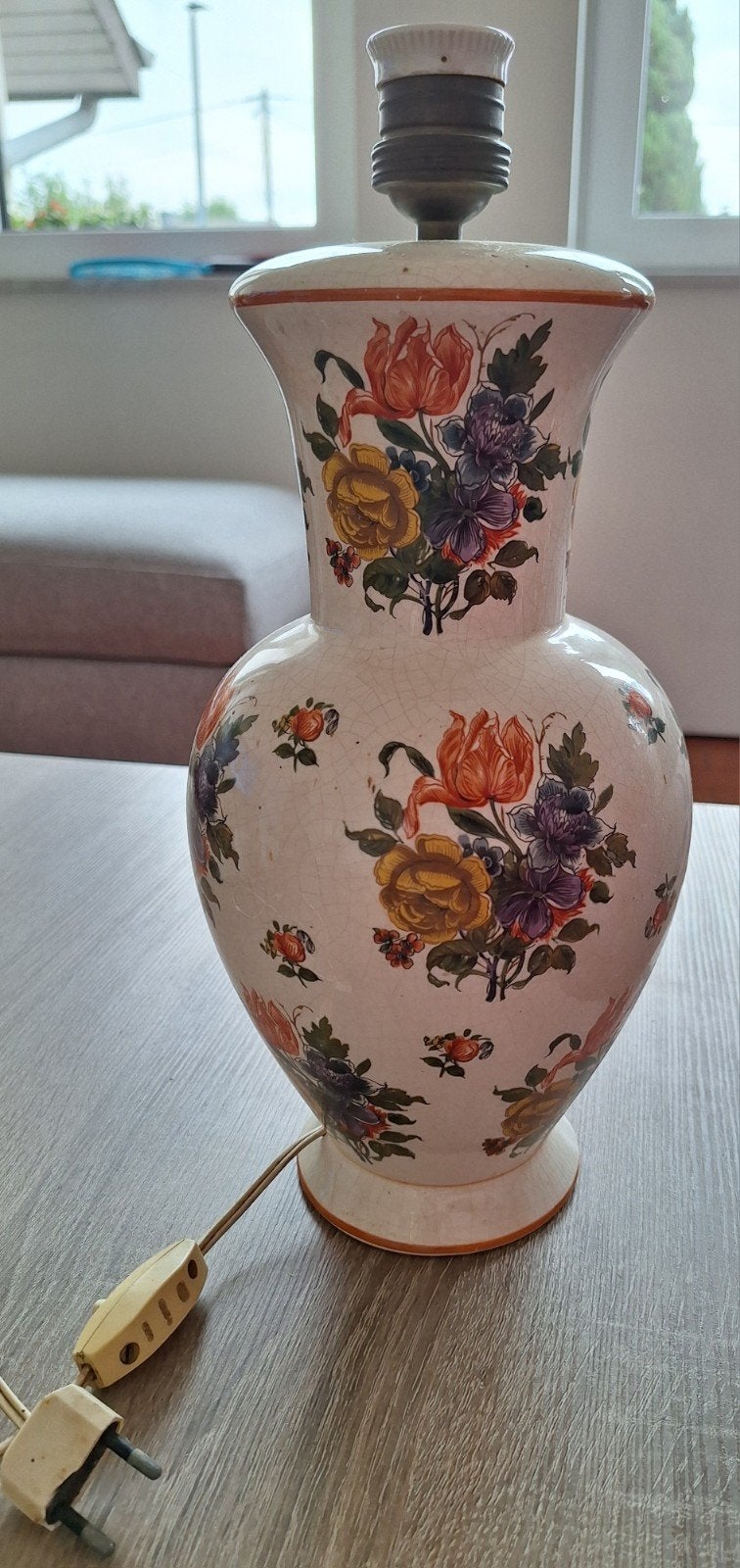 Pied de lampe à décor floral., Antiquités & Art, Enlèvement ou Envoi