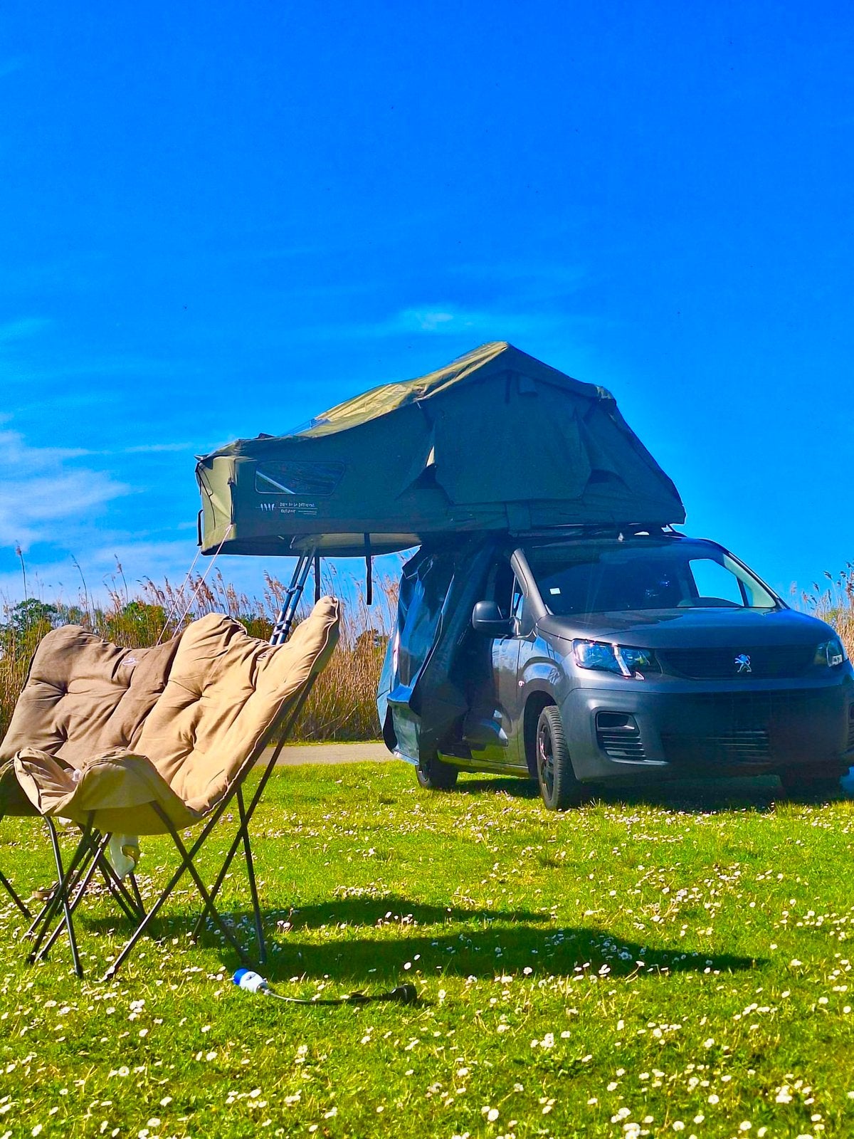 Tente de toit 3p en parfait état, Caravanes & Camping, Enlèvement, Comme neuf, Jusqu'à 3
