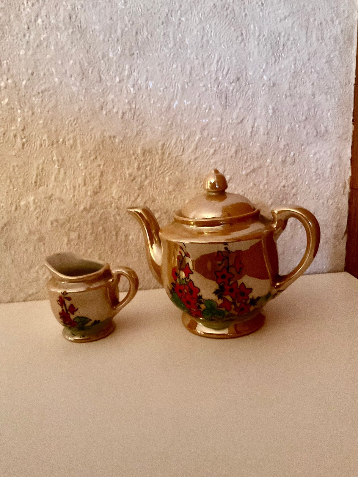 Petite cafetière avec petit pot à lait, Envoi, Porcelaine