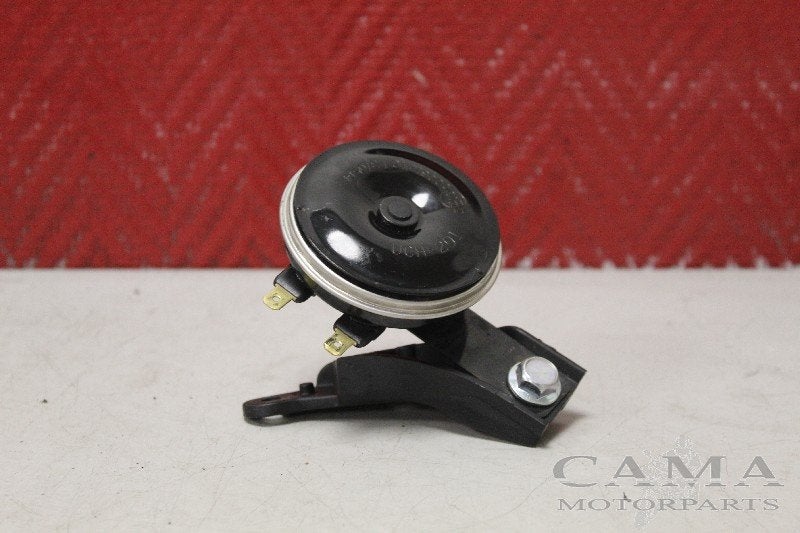 AVERTISSEUR/KLAXON Yamaha, Dhr. S. di Majo, Utilisé, Info@cama-motorparts.nl, P.J. Troelstraweg 8 8
3144 CX  MAASSLUIS, NL