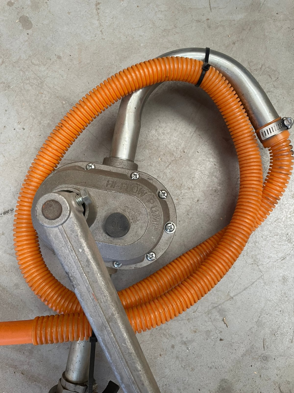 Hi-flow rotary pomp, Ophalen