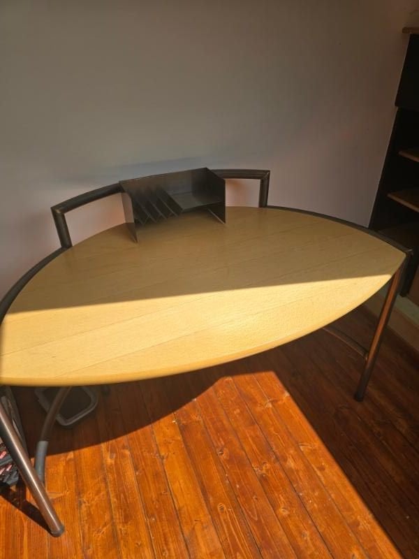 Beau bureau design (bois/métal) + chaise de bureau en option, Maison & Meubles, Bureaux, Utilisé, Autres types, Autres marques