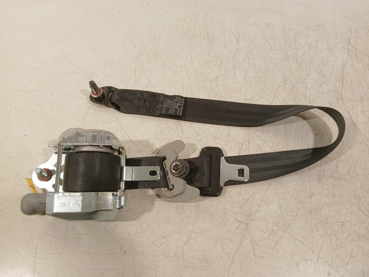 Veiligheidsgordel rechts voor Kia Picanto, Auto-onderdelen, Onderdelen@venauto.nl, Van der Ven Autorecycling B.V., Ettenseweg 76, 4706 PB Roosendaal, The Netherlands