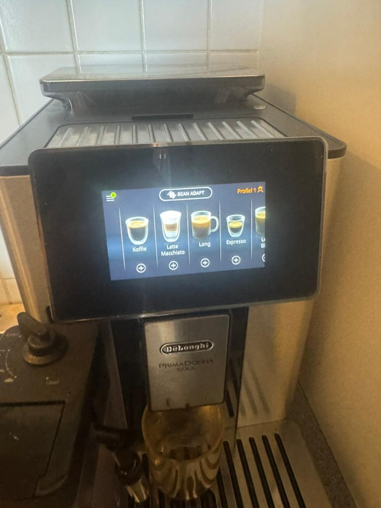 Delonghi primadonna soul in goed staat, Elektronische apparatuur, Koffiezetapparaten, Ophalen, Zo goed als nieuw
