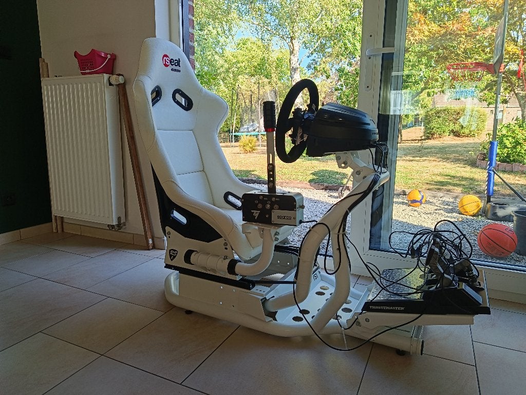 Échange Cockpit Simracing RSeat RS1+ Équipement complet, Télécoms, Enlèvement