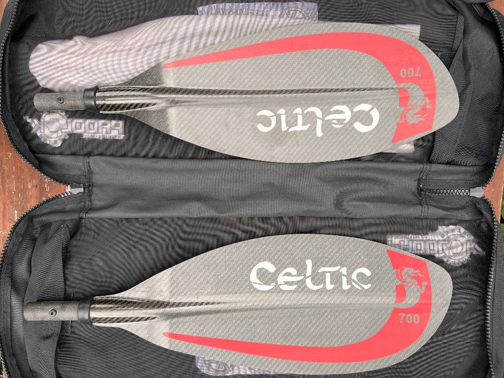 Celtic Lendal kinetic 700 carbon deelbare peddel, Ophalen of Verzenden, Zo goed als nieuw, Dubbelbladige peddel