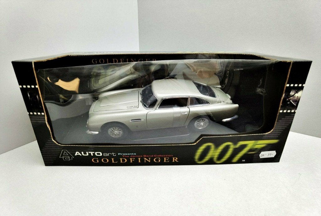 JAMES BOND 007 ASTON MARTIN DB5 1/18 AUTO ART Neuve + Boite, Hobby en Vrije tijd, Ophalen of Verzenden, Nieuw, Auto, Autoart