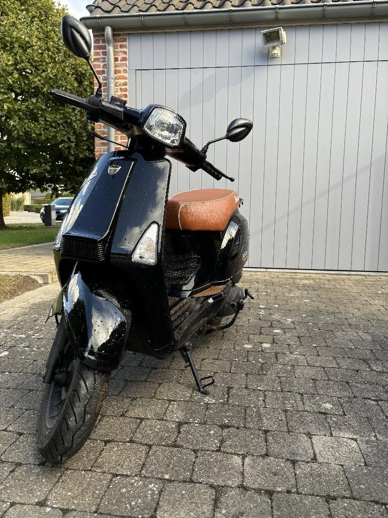Neco lola scooter 50cc, Vélos & Vélomoteurs, Neco, Classe B (45 km/h), Enlèvement, Utilisé