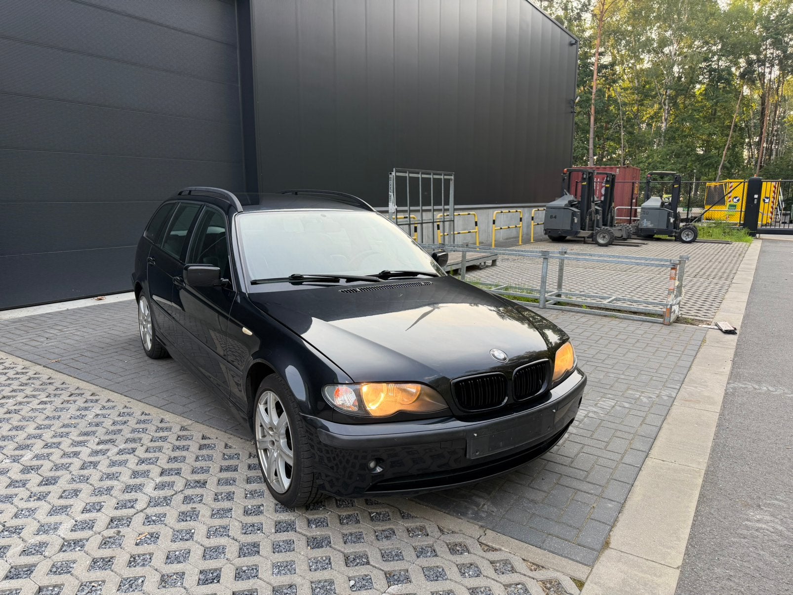 Bmw e46 330 xd *cargaison légère*, Autos, BMW, Cuir, Achat, 135 kW, 2 places