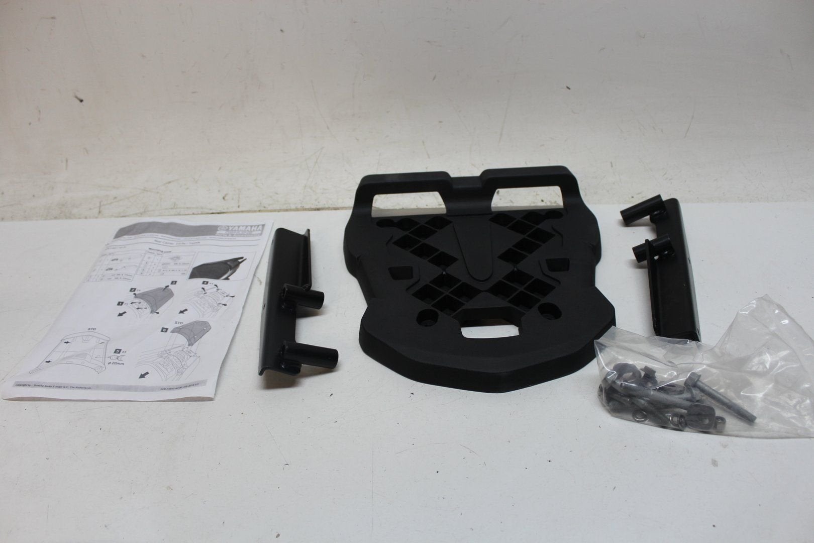 Yamaha MWS 125 150 -A Tricity 125 155 koffer drager 2CM-F484, Motoren, -, -, Nieuw, Ophalen of Verzenden