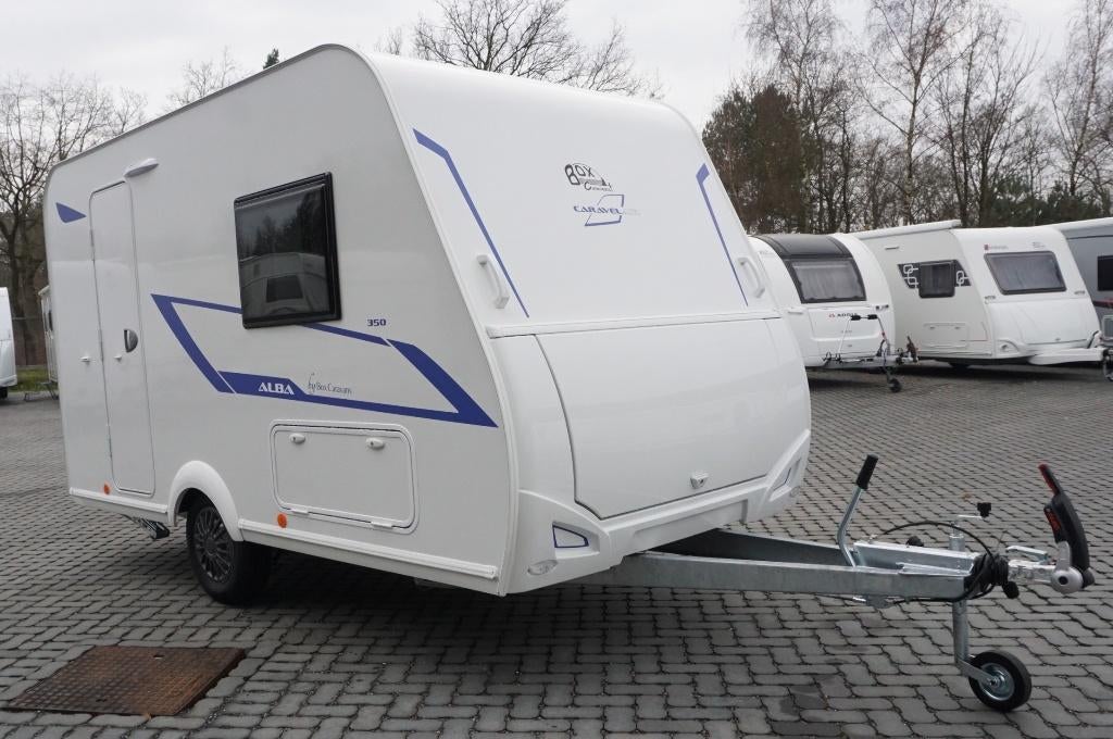 Nieuwe 3pers.Caravelair met 2p bed, zithoek, MTM 1300kg, Caravans en Kamperen, Koelkast, Bedrijf, Caravelair, Tot en met 3