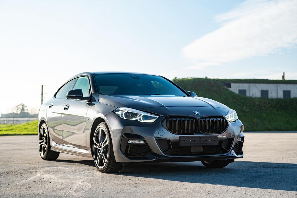 BMW 218i Gran Coupé M sport (F44) – Automaat–Leder–Trekhaak, Auto's, BMW, Leder, 3 cilinders, 133 g/km, Coupé