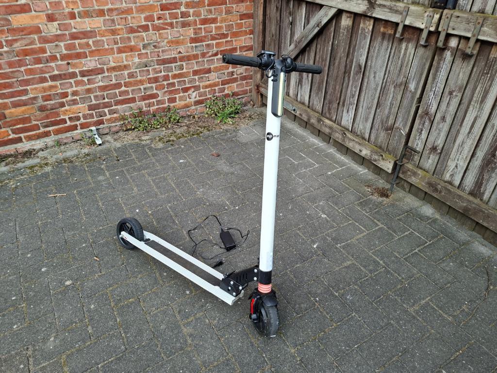 Elektrische Step Limited Edition, Ophalen, Zo goed als nieuw
