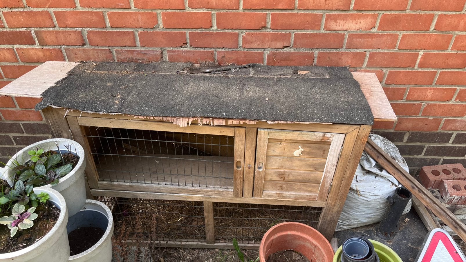 Clapier à lapins à donner, Animaux & Accessoires, Lapin, 75 à 110 cm, Cage, Enlèvement