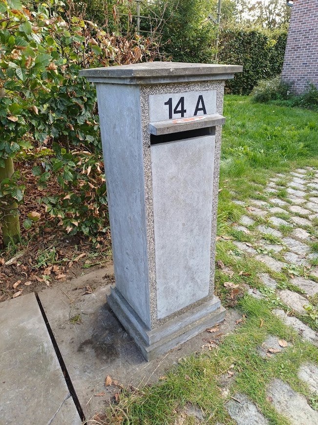Brievenbus arduin, Tuin en Terras, Ophalen, Hardsteen