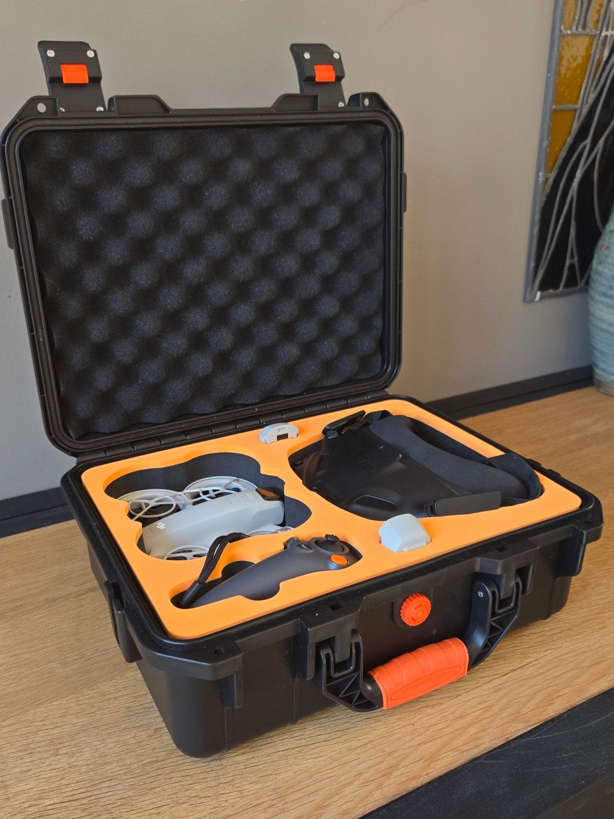 DJI Neo set met Goggles N3, RC Motion 3 en hardcase, Audio, Tv en Foto, Drones, Nieuw, Cameradrone, Topkwaliteit, DJI, Minder dan 250 gram