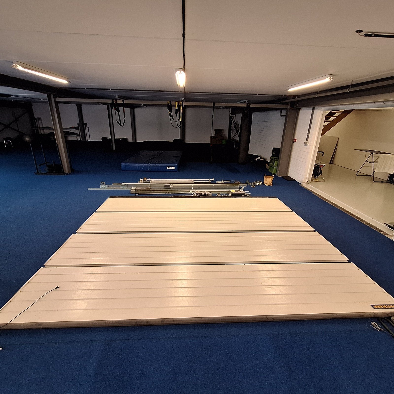 Hörmann sectionaal garage poort, Doe-het-zelf en Bouw, Deuren en Vliegenramen, Zo goed als nieuw, Garagedeur, 215 cm of meer, 120 cm of meer