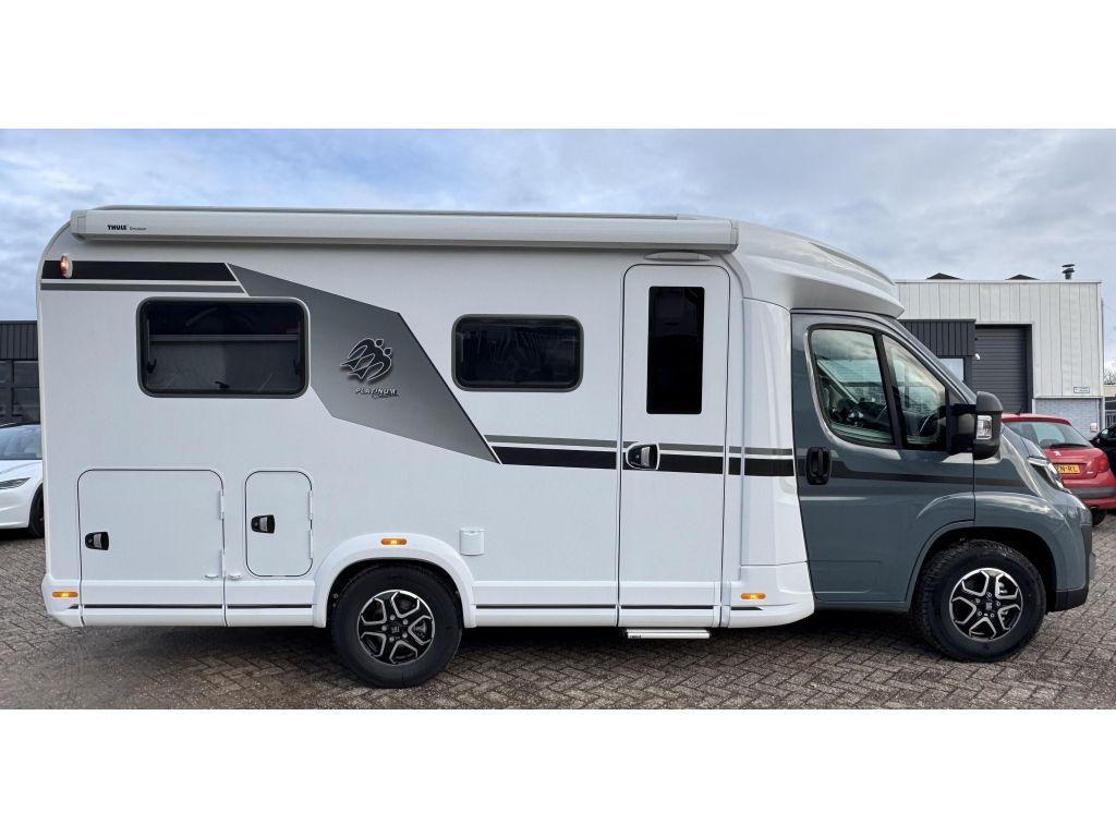 Knaus L!ve Ti 590 MF ACC Lounge pakket, Bedrijf, Knaus