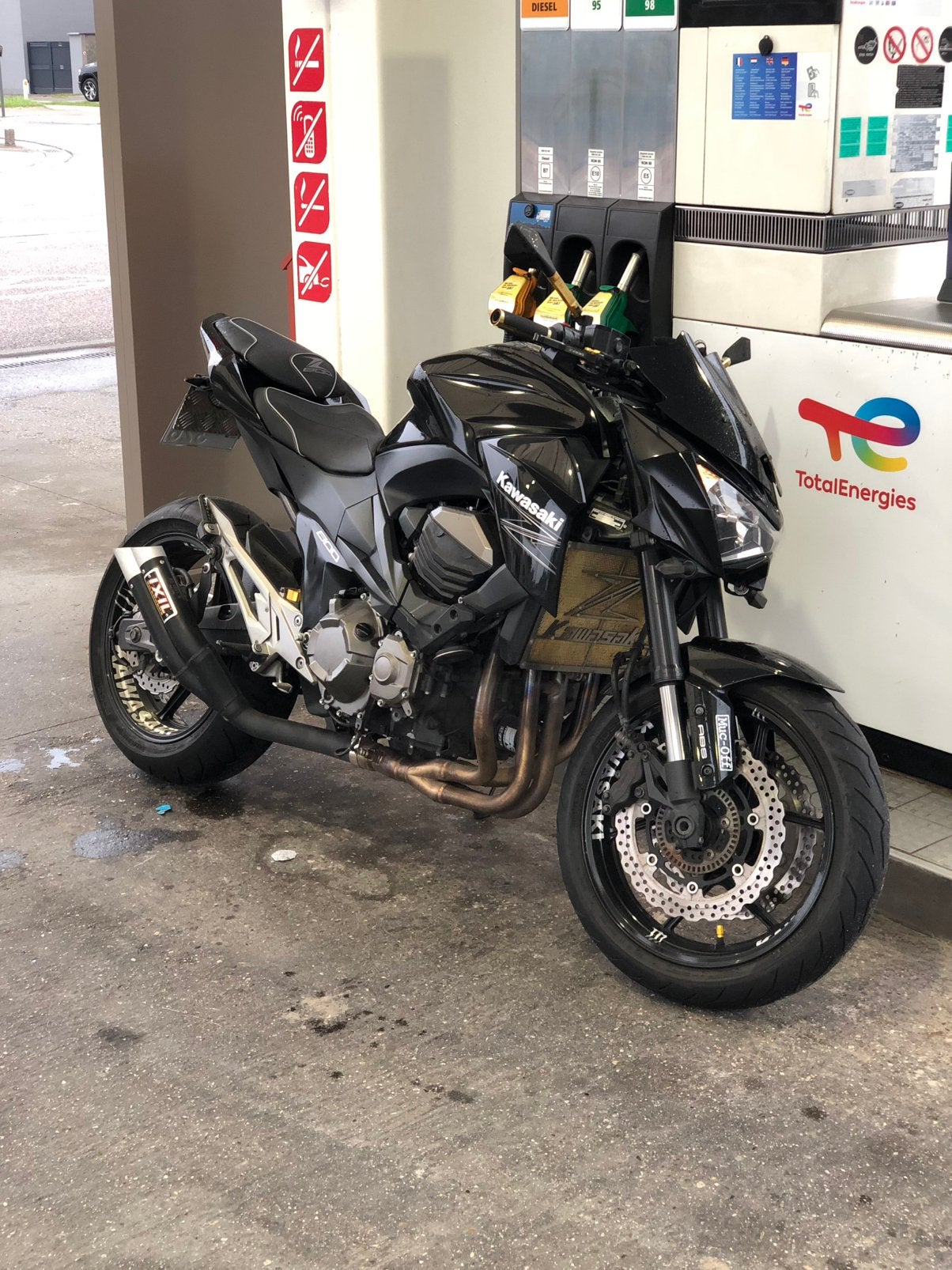 Kawasaki Z800 ABS 35kW A2, Motos, Motos | Kawasaki, Particulier, Naked bike, ABS