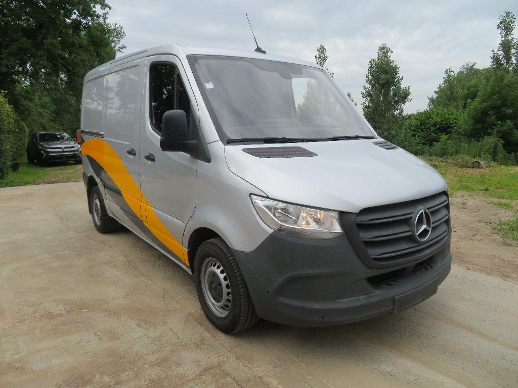 Mercedes-Benz Sprinter - 311cdi DS - Ingericht - 126.741km, Auto's, Bestelwagens en Lichte vracht, Voorwielaandrijving, 2518 kg