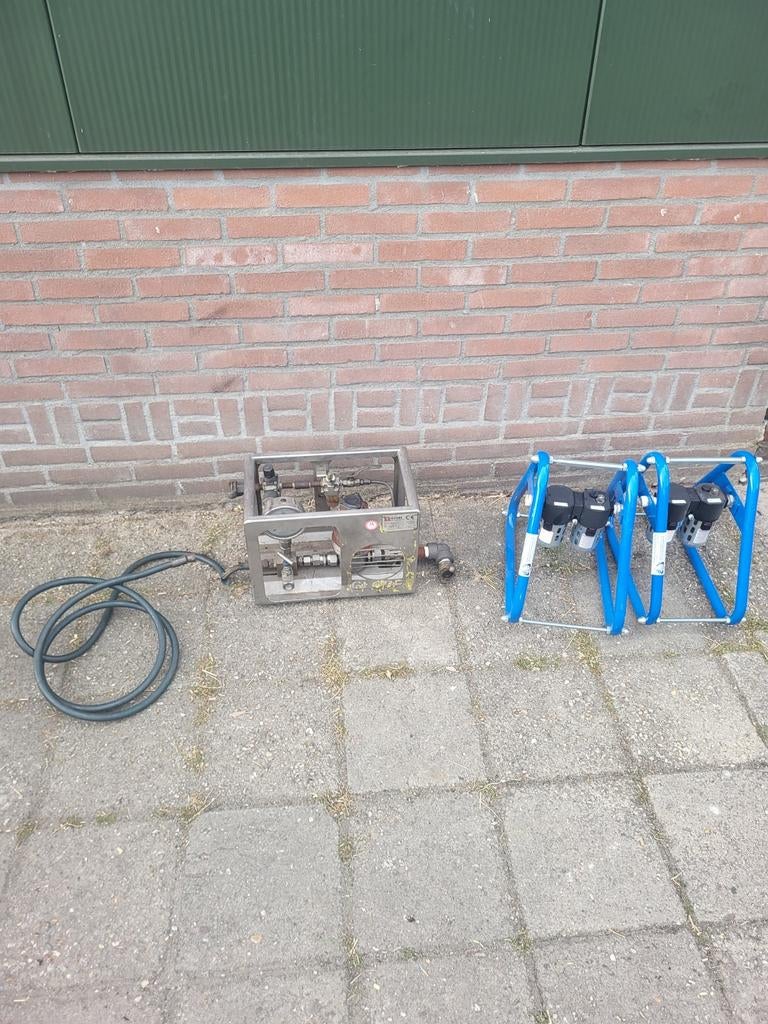Globe APU Unicub E – Hogedruk Testpomp, Doe-het-zelf en Bouw, Compressors, Ophalen