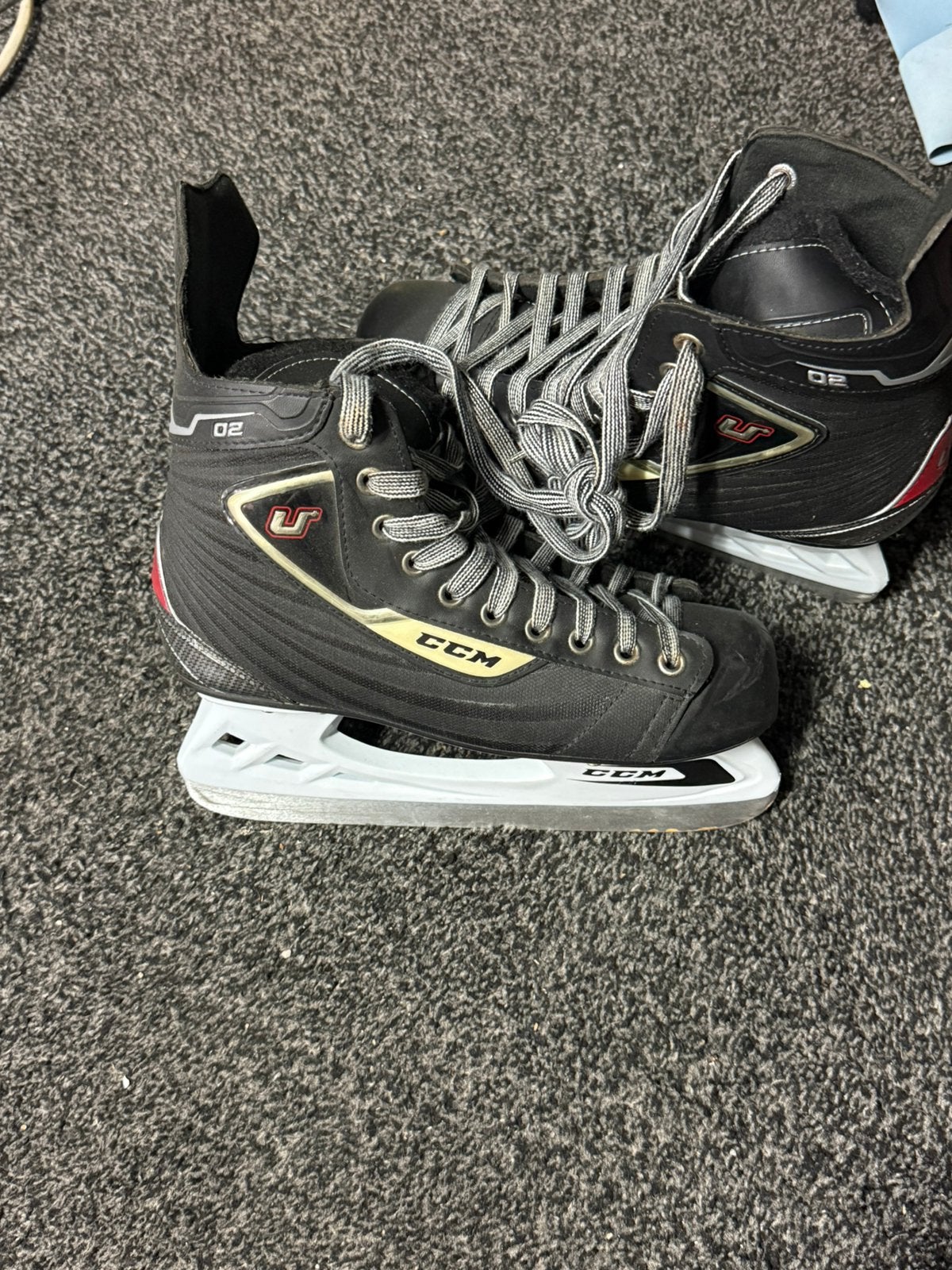 Ccm ijshockey, Sport en Fitness, Ophalen, Zo goed als nieuw
