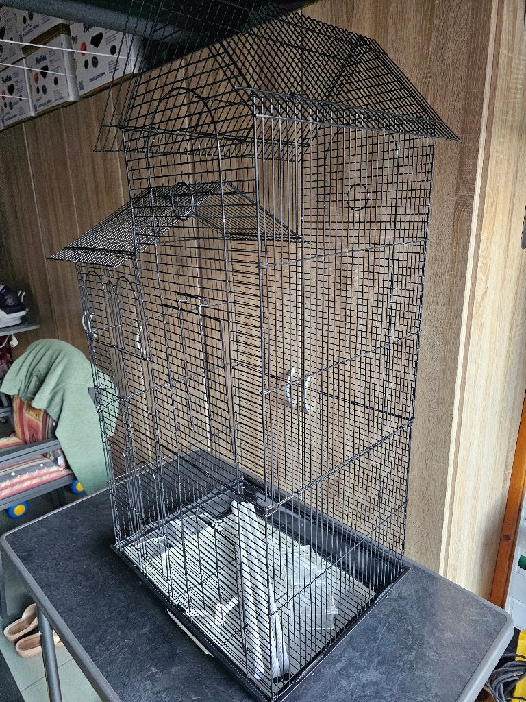 Zwarte  vogelkooi, Ophalen, Zo goed als nieuw, Metaal, Vogelkooi
