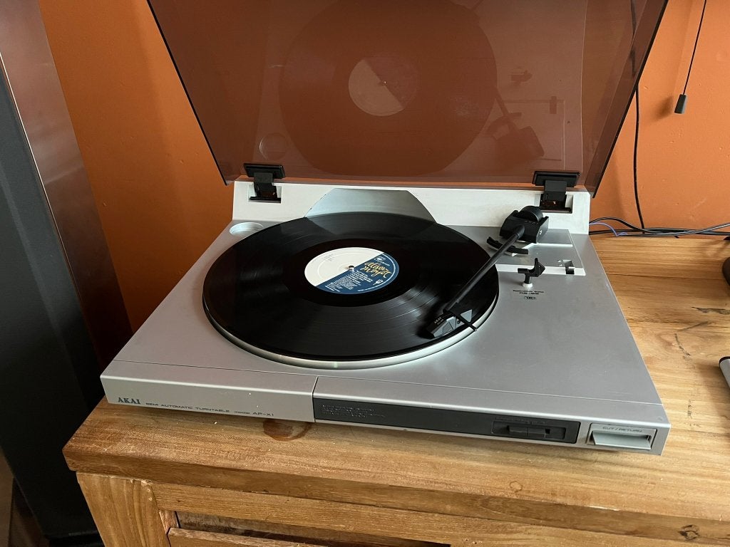 AKAI platenspeler AP-X1, Ophalen of Verzenden, Refurbished, Platenspeler, Akai