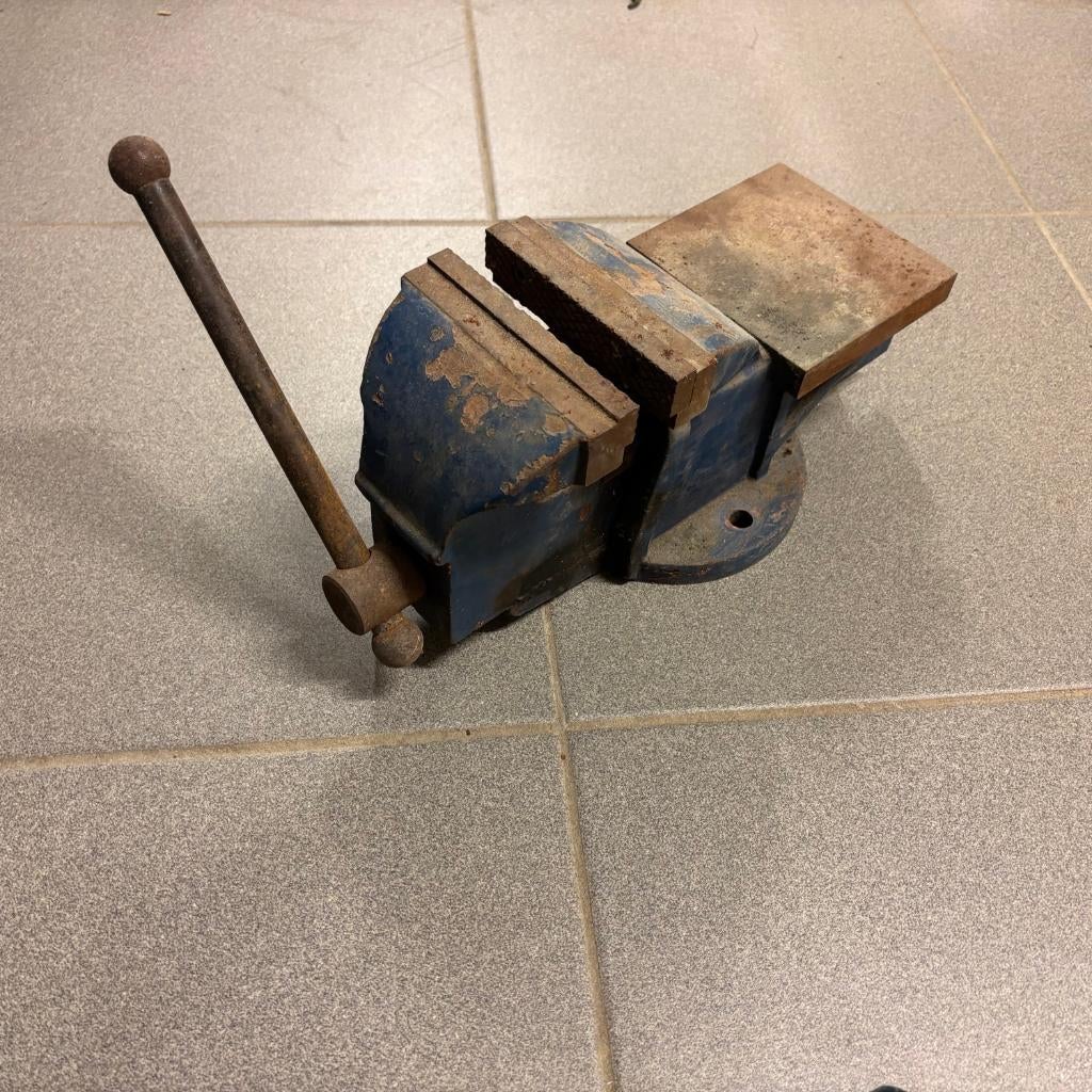 étau, Bricolage & Construction, Enlèvement, Utilisé