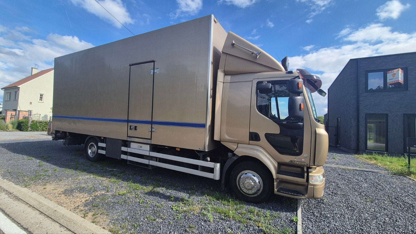 Trouwe, gouden Renault Midlum, Zwart, Overige kleuren, Renault, Particulier