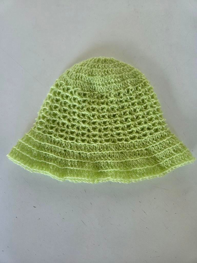 Bonnet d'été vert au crochet 0 mois à 9 mois, Enfants & Bébés, Vêtements de bébé | Bonnets, Écharpes & Moufles, Enlèvement ou Envoi