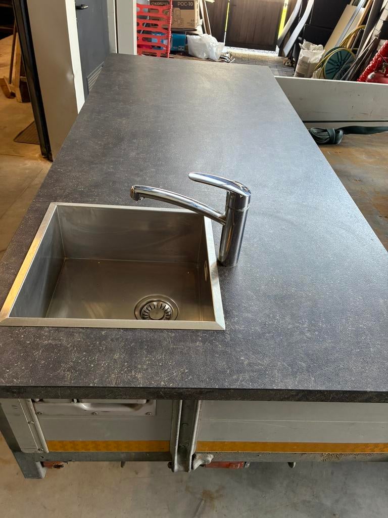 Keuken blad, Enlèvement, Comme neuf