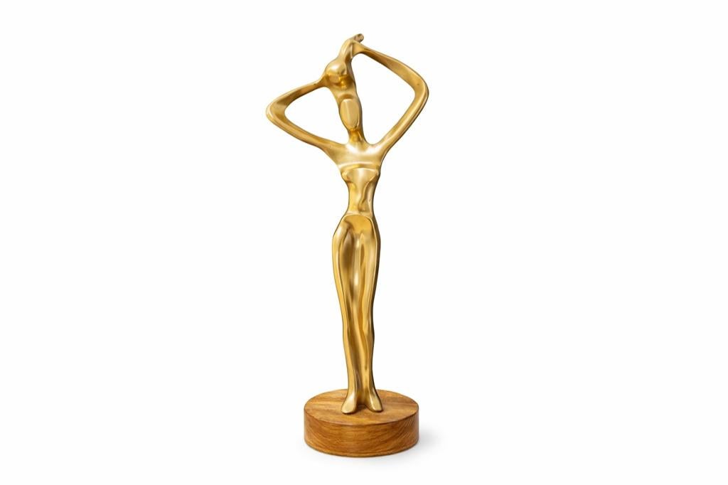 Moderne gouden abstracte sculptuur op houten sokkel, Antiek en Kunst, Ophalen of Verzenden, Modern, Beeld