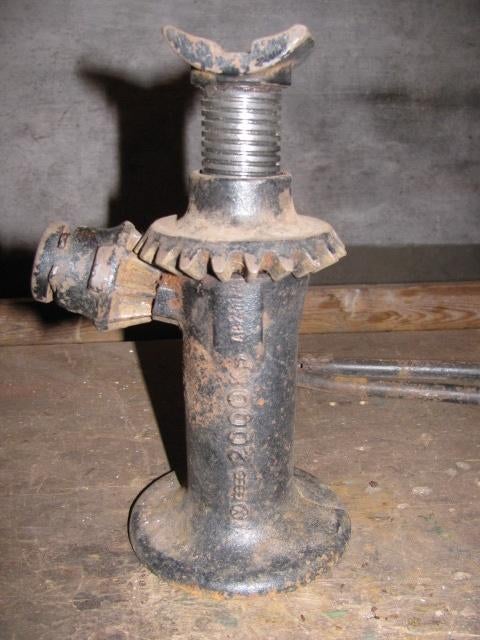 Old Bilstein 2000 kg VW Volkswagen Audi Auto Union car jack, Enlèvement ou Envoi, Utilisé
