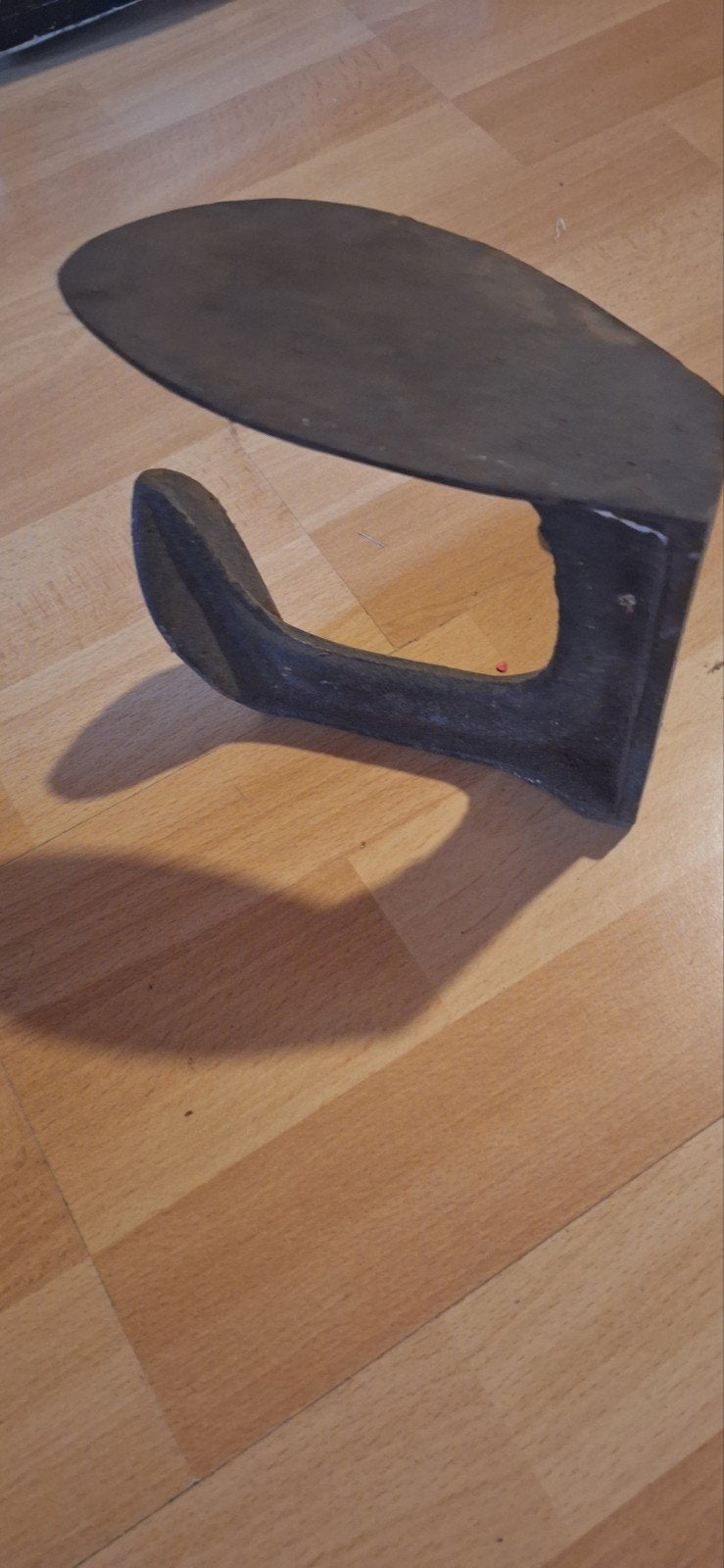 Enclume de cordonnier, Enlèvement