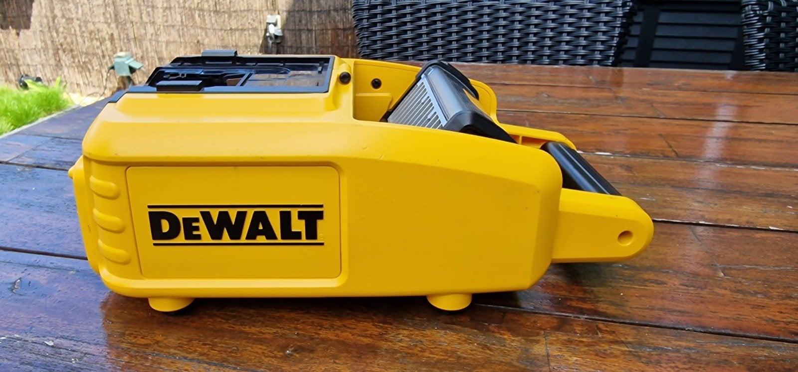 DeWalt Led werklamp DCL060-XJ, Doe-het-zelf en Bouw, Ophalen of Verzenden, Zo goed als nieuw, Lamp