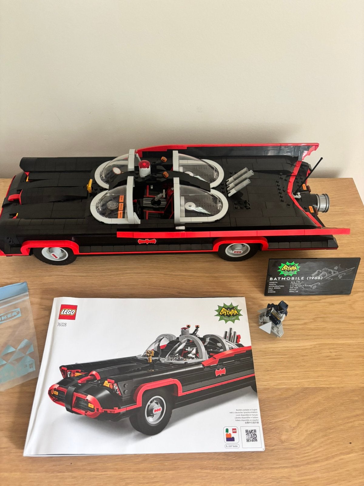 Lego super heroes  The Classic TV Series Batmobile 76328, Ophalen of Verzenden, Zo goed als nieuw, Compleet, Lego
