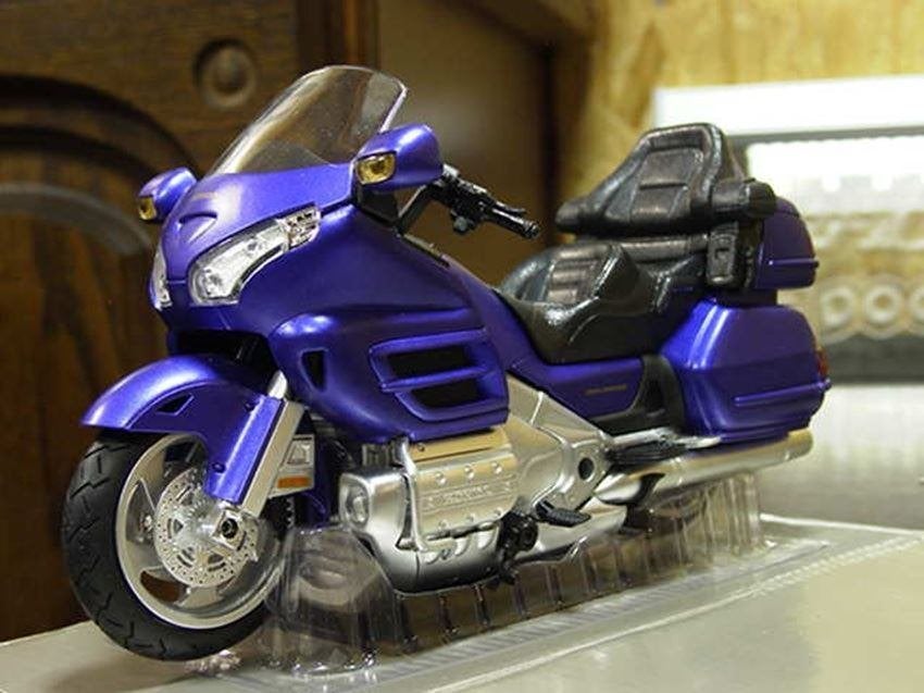 Honda GL1800 Goldwing 1:12, Enlèvement ou Envoi, Neuf, 1:9 à 1:12, Moteur