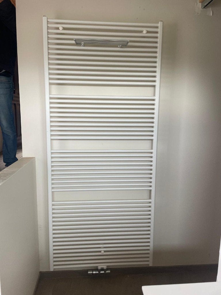 Handdoekradiator, Doe-het-zelf en Bouw, Ophalen, Radiator, Zo goed als nieuw, 60 tot 150 cm