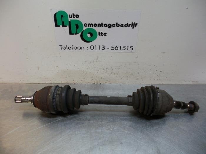 Aandrijfas links-voor van een Opel Astra (Astra H 04-), Gebruikt, -, -, Opel