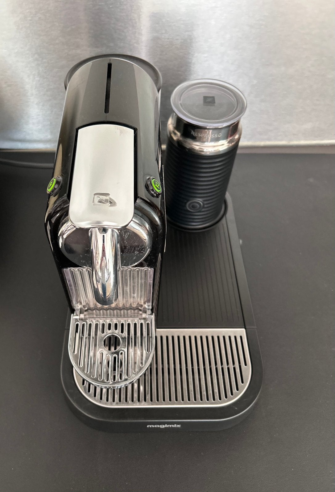 Magimix Nespresso Citiz & Milk - noir, Electroménager, Enlèvement ou Envoi, Cafetière, Réservoir d'eau amovible
