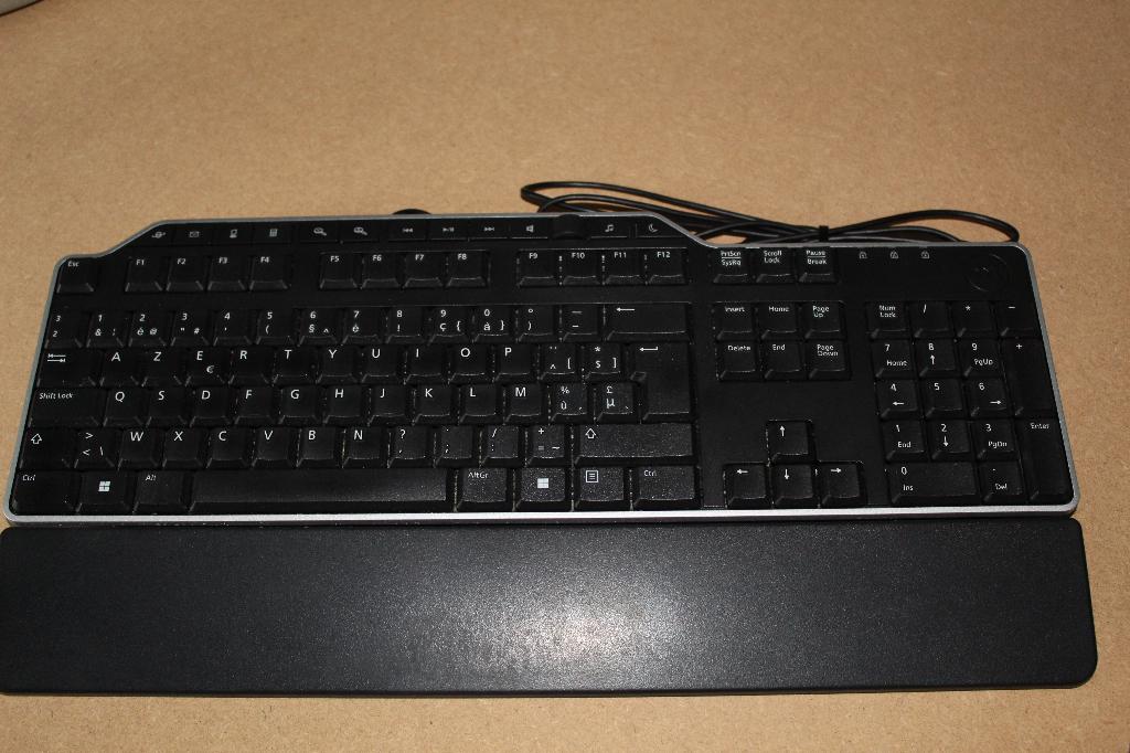 DELL KB-522 toetsenbord USB AZERTY Zwart, Ophalen, Azerty, Zo goed als nieuw, Dell