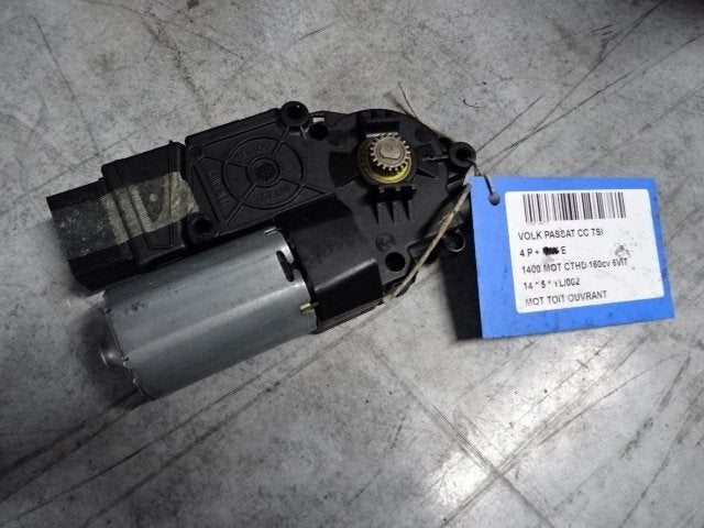 TOIT OUVRANT MOTEUR Volkswagen Passat (3C2) (6R0959591), Volkswagen, Volkswagen AG, Utilisé, Kundenbetreuung@volkswagen.de