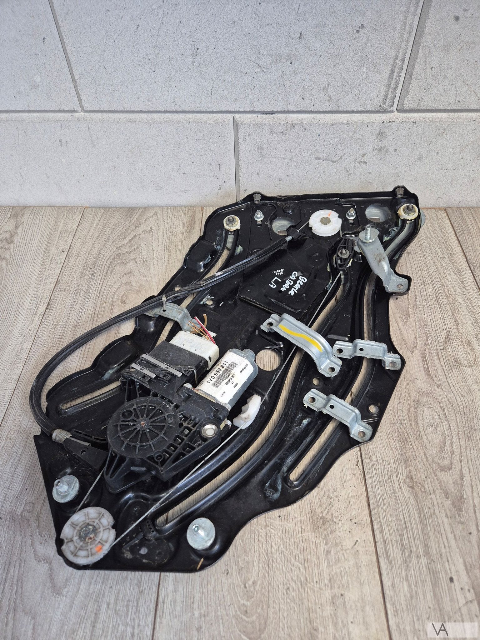 Raammechanisme links ACHTER van VW New Beetle cabriolet €300, Volkswagen, -, Utilisé, -