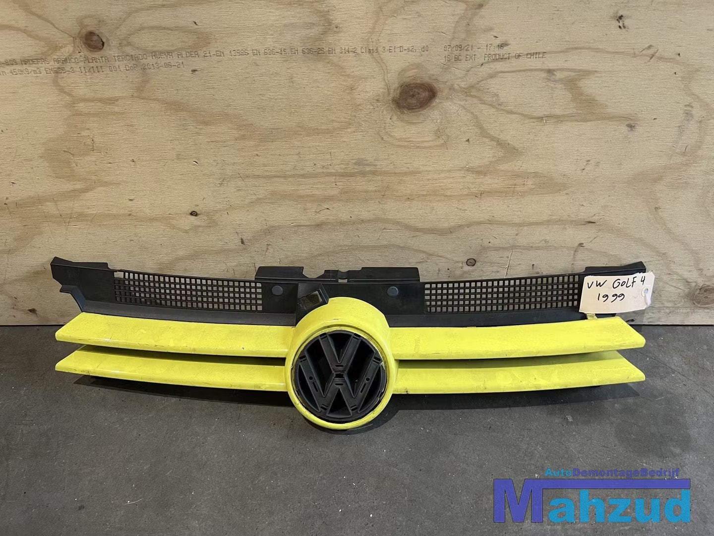 VW GOLF 4 geel grille 1998-2003, Volkswagen, Volkswagen AG, Vw@volkswagen.de, Utilisé