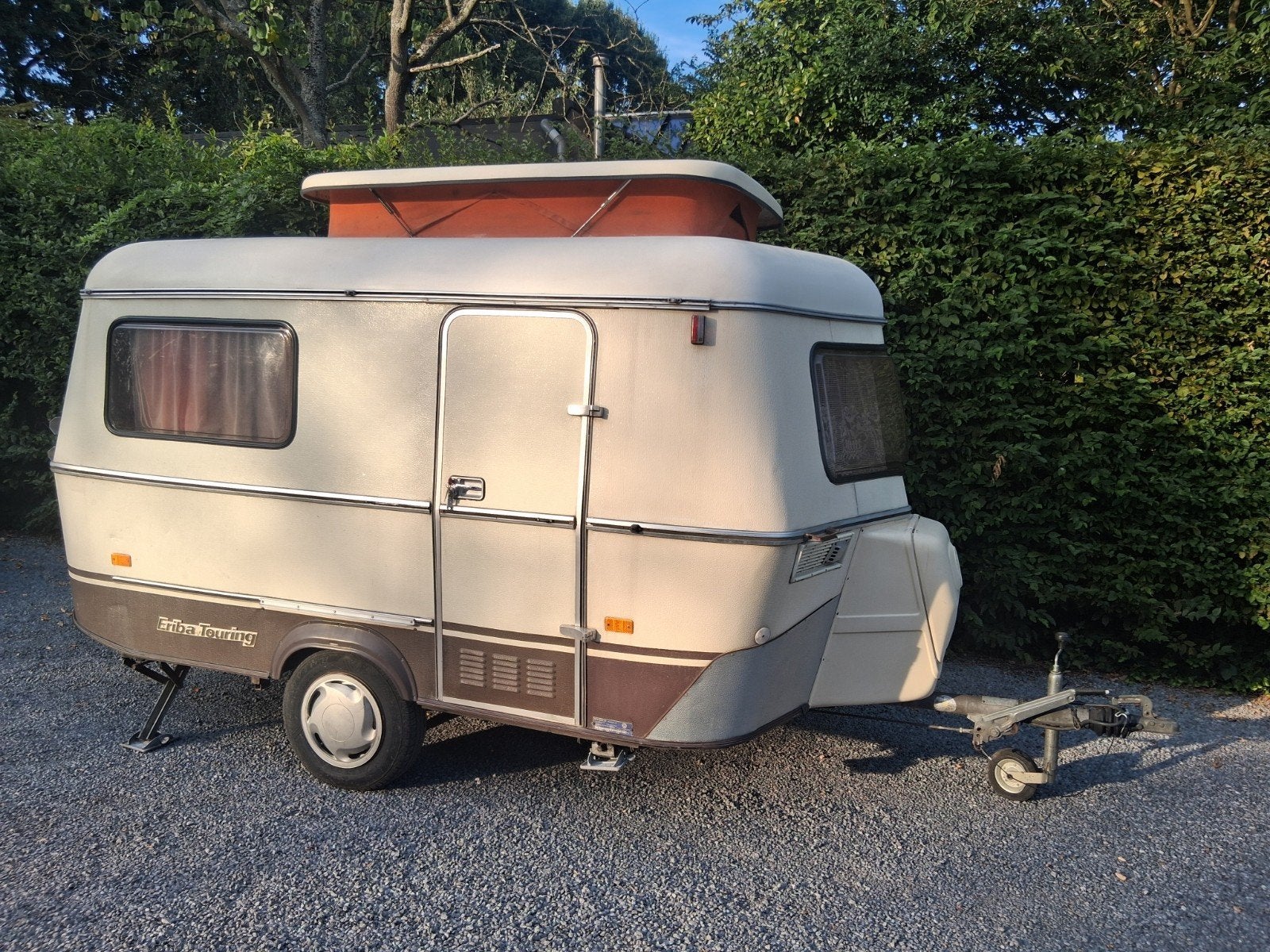 Eriba Pan caravan, Caravans en Kamperen, Tot en met 2, Treinzit, Particulier, Lengtebed