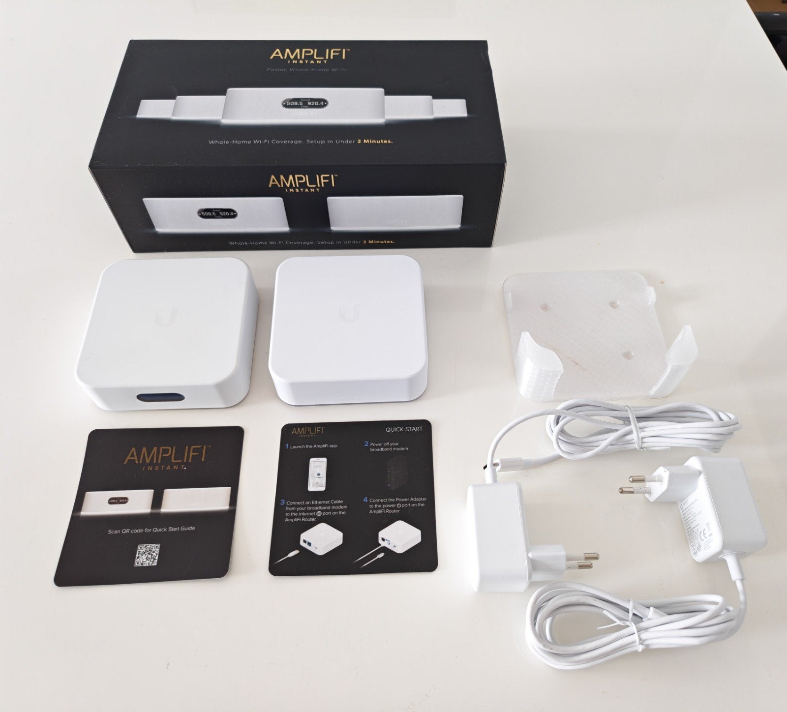 Ubiquiti AmpliFi Instant Kit - MESH WiFi, Informatique & Logiciels, Routeurs & Modems, Envoi, Comme neuf, Routeur, Ubiquiti