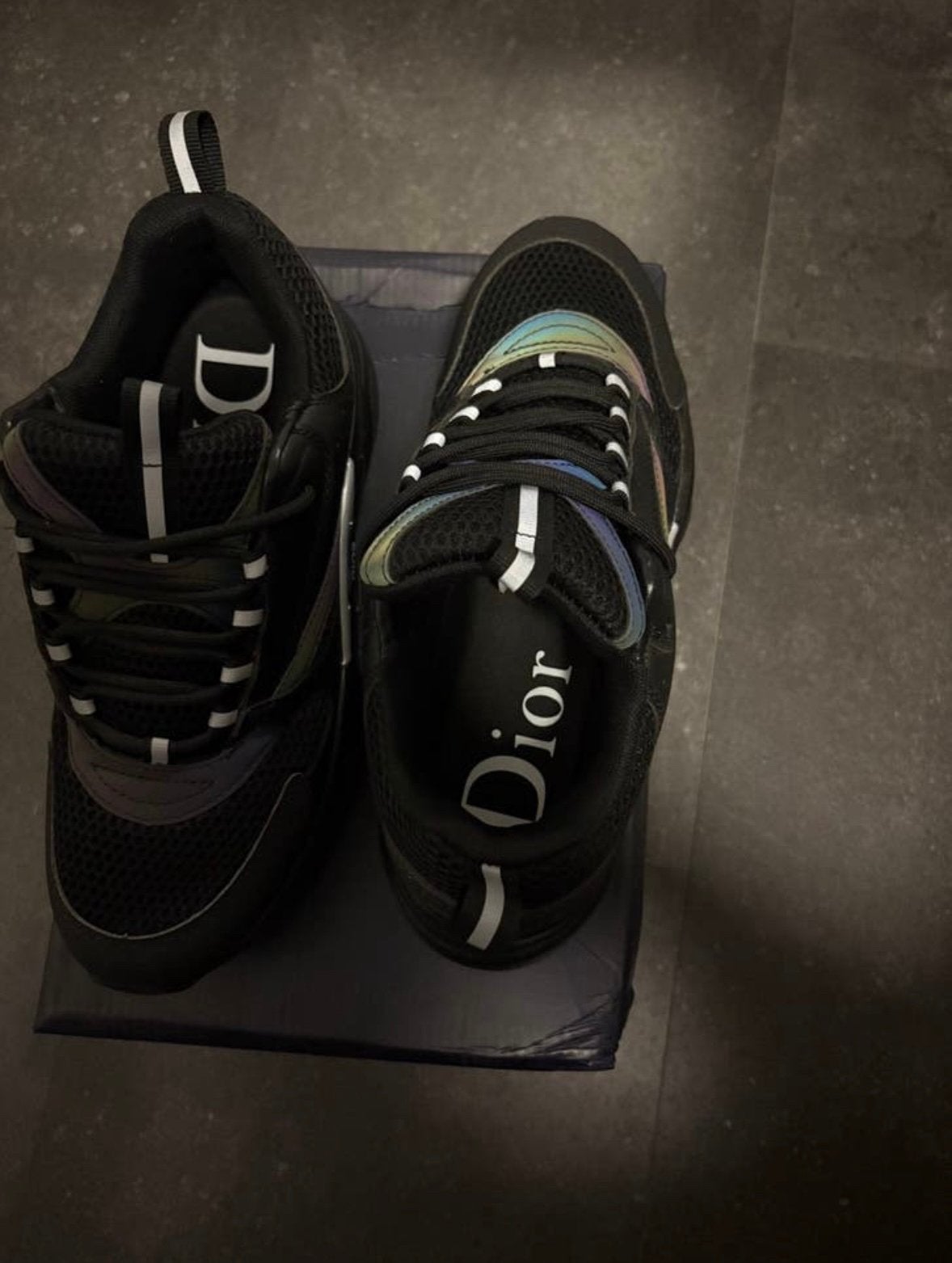 Dior b22, Enfants & Bébés, Vêtements de bébé | Chaussures & Chaussettes, Envoi, Comme neuf